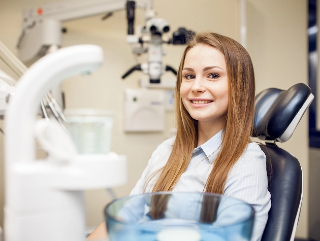 Porcelain Veneers for a Confident, Long-Lasting Smile