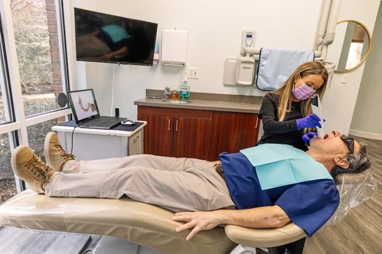 Dental Implants vs. Dentures: Which Is Right for You?